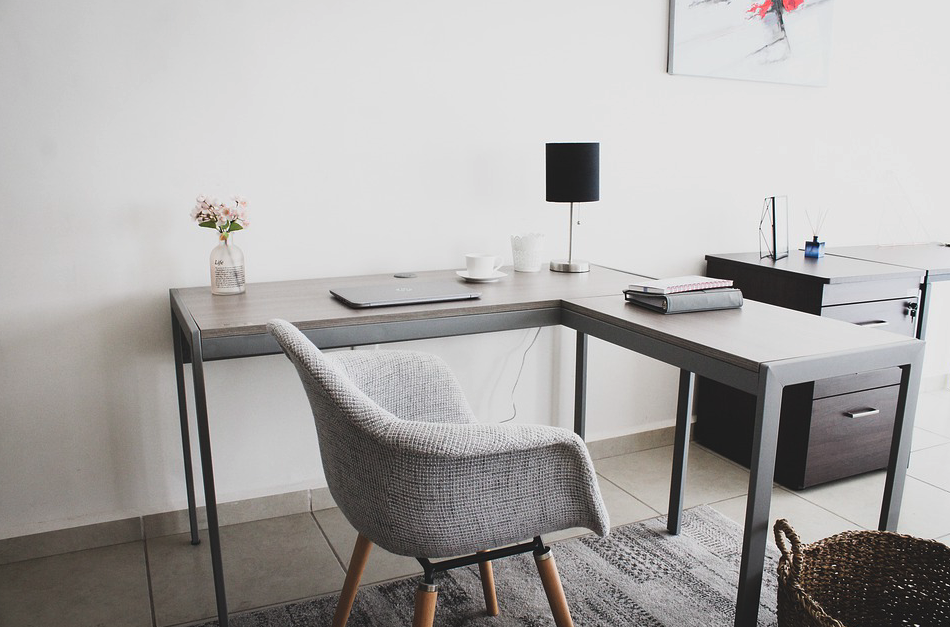 How to Stop Your Desk From Hurting You